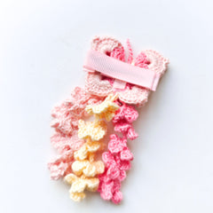 Festive Flutter Clips