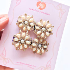 Noor Pearl Flower Hair Clips