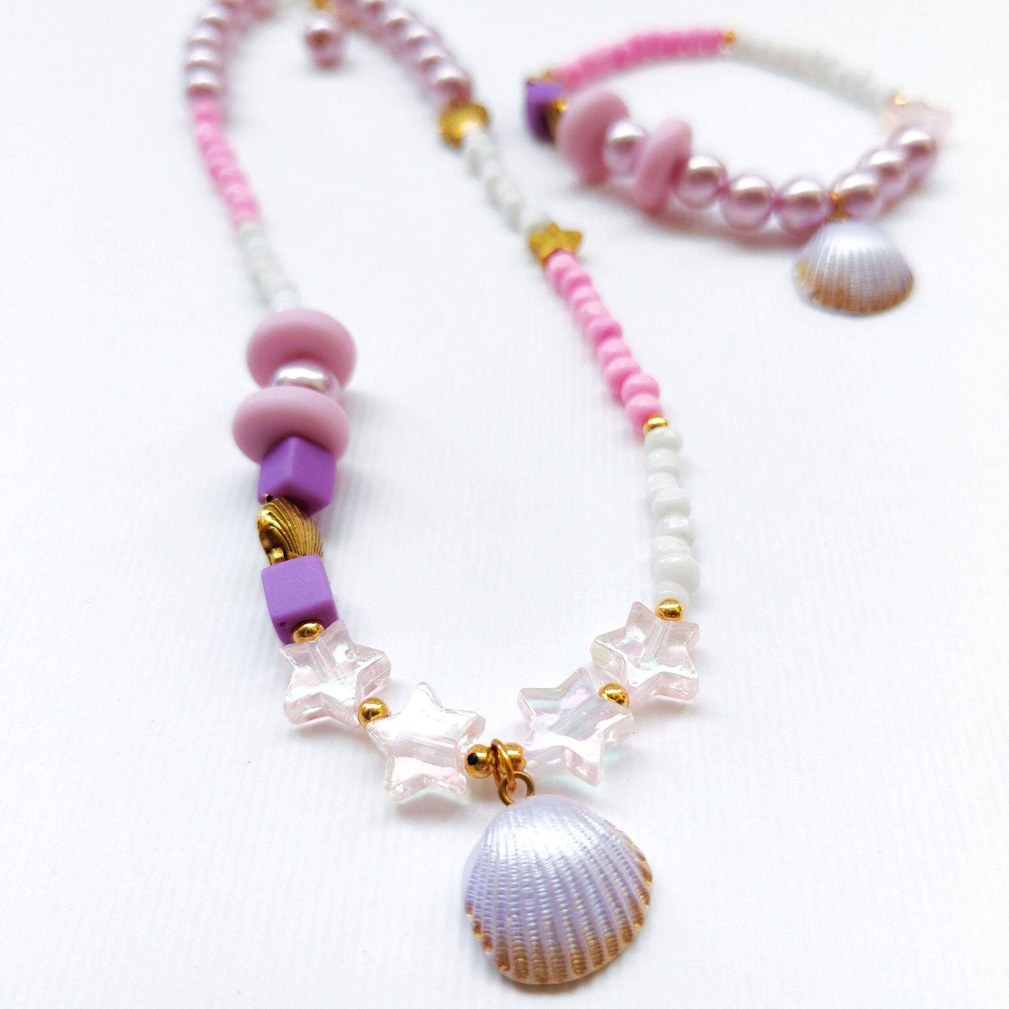 Seahells & Pearls Necklace Bracelet Set