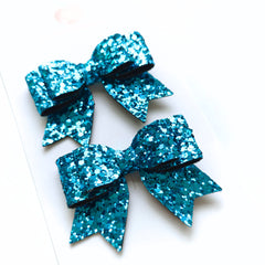 Frosty Magic Bows